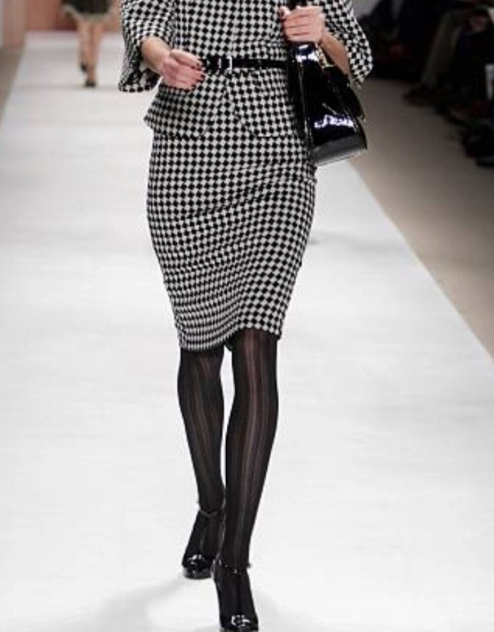 Vintage Tracy Reese Checkered Midi Skirt Black White Trumpet Size 4 Maximalist